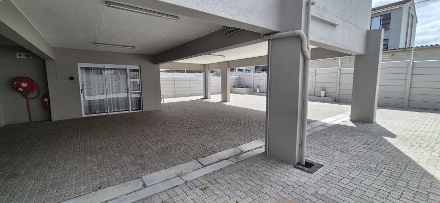 20 Bedroom Property for Sale in Table View Western Cape